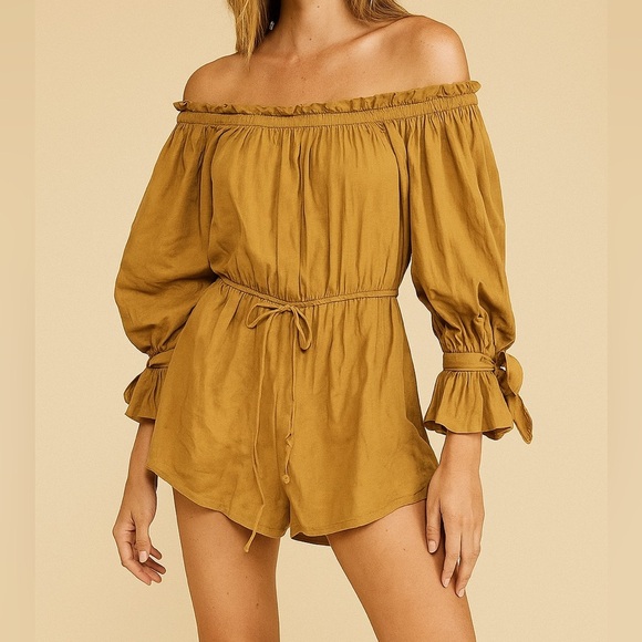 L’atiste off shoulder shorts romper M - Picture 1 of 4